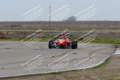 media/Jan-15-2023-CalClub SCCA (Sun) [[40bbac7715]]/Group 2/Qualifying (Sweeper)/